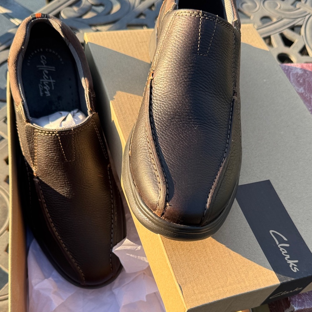 Clarks Men's Dark Brown Leather Loafers